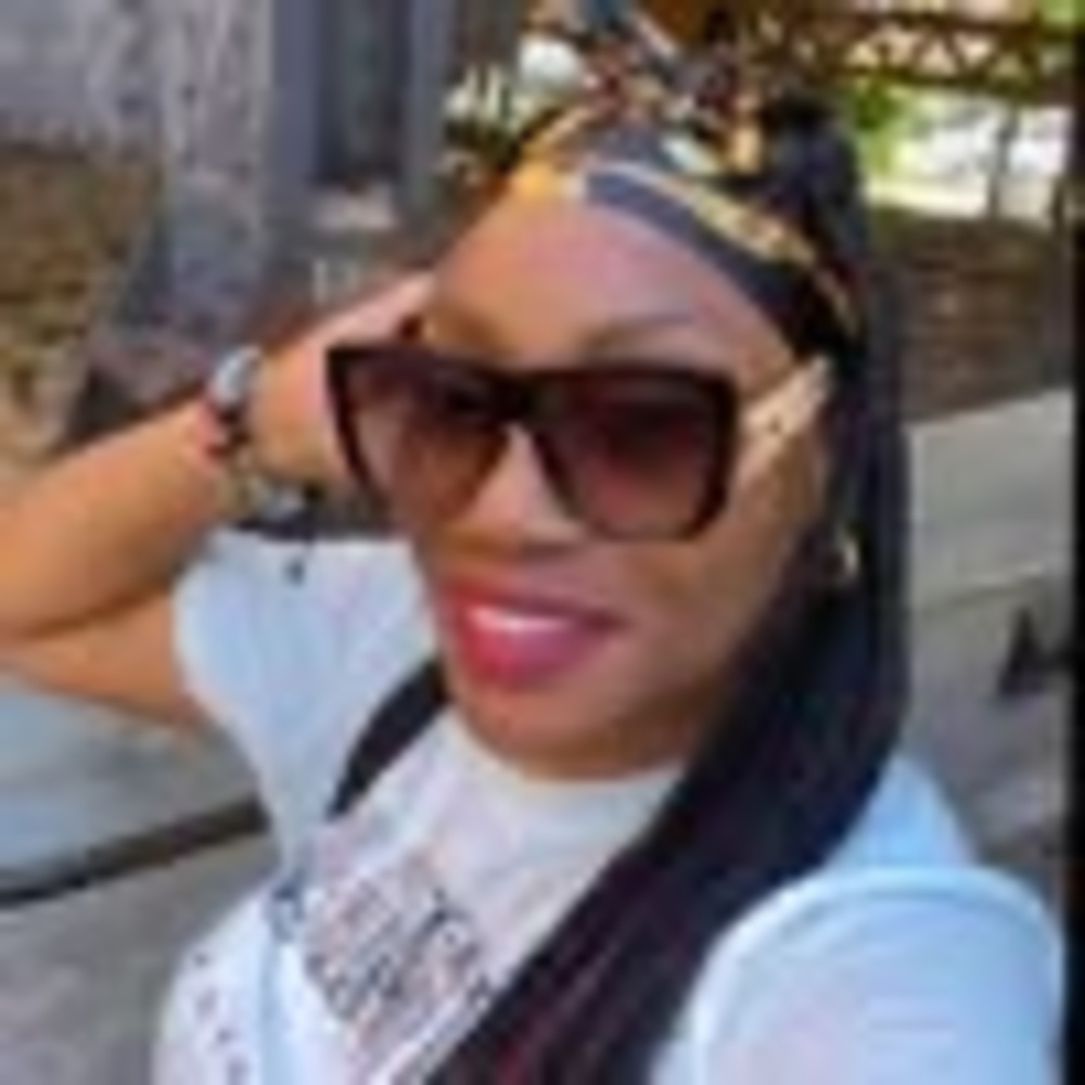 Meet your Posher, Meecee